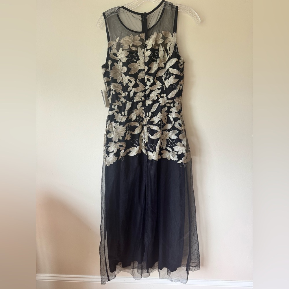 Elegant Black and Gold Lace Maxi Dress - Picture 4 of 4